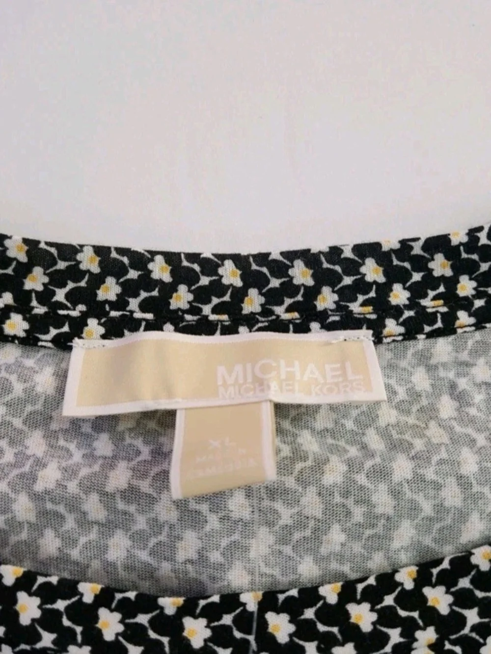 Michael Kors Women’s Black White Yellow Patterned Flutter Sleeve Top